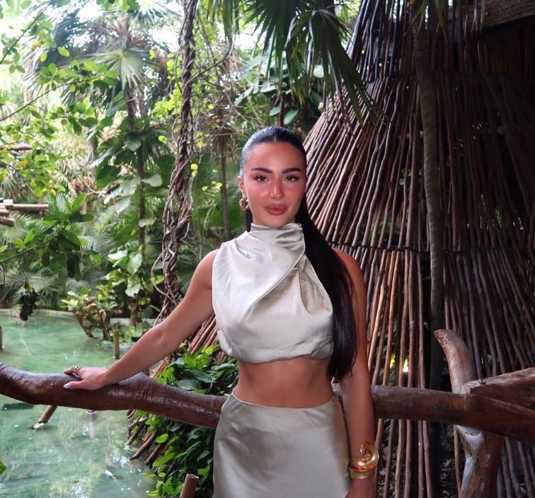 Alba Vukaj nuk përmbahet, shfaqet më provokuese se kurrë më parë