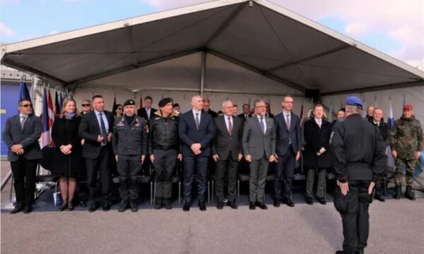 Pjesëtarëve të NJPSR-së të EULEX-it u ndahen medalje për shërbim