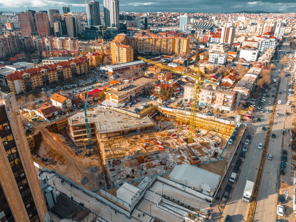 BIK-u publikon fotografi të punimeve të Xhamisë Qendrore të Prishtinës