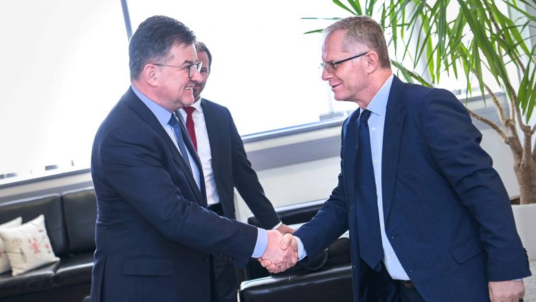 Takimi i Bislimit me Lajçakun, Qeveria: Emisari e sqaroi se anёtarёsimi i Kosovёs nё Këshillin e Evropës s’ndёrlidhet me dialogun