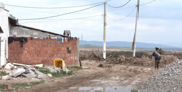 Familja e 4-vjeçares në pritje të rezultateve të autopsisë, IML: Po bëhen analiza shtesë