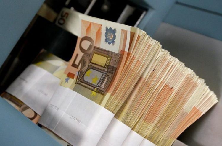 Arrijnë në 6 miliardë depozitat e kosovarëve në banka
