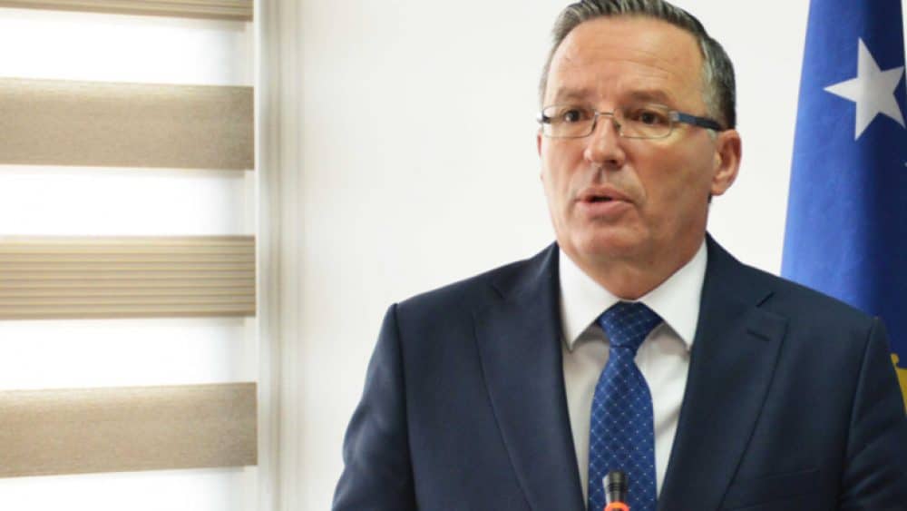Memli Krasniqi propozon Bedri Hamzën për kryeministër