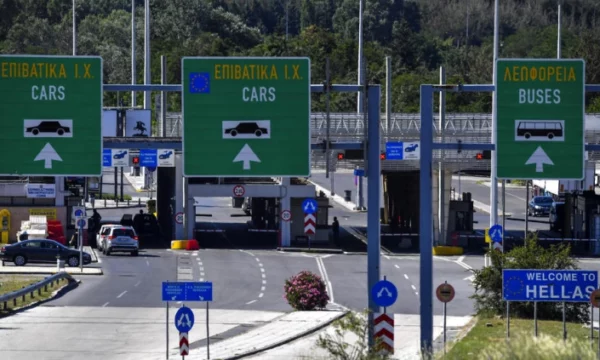 MPJ njofton shtetasit e Kosovës: Kufijtë e Greqisë do të jenë të mbyllur për dy ditë