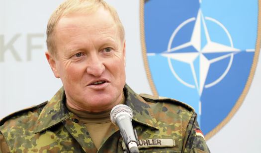 Ish-komandanti i KFOR-it: Nuk ekziston ndonjë kërcënim real nga Serbia, qytetarët nuk kanë arsye të frikësohen