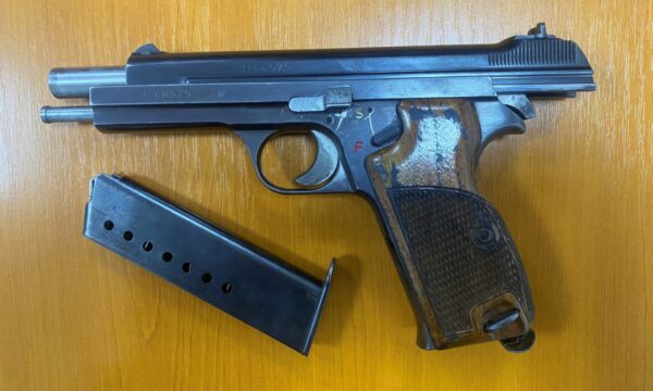 Përleshja me armë mes dy grupeve në Gjakovë – vetë dorëzohet në polici njëri nga të dyshuarit