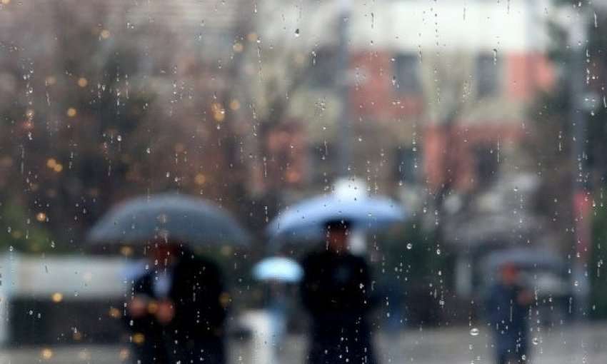 Moti sot: I vranët dhe me intervale me shi