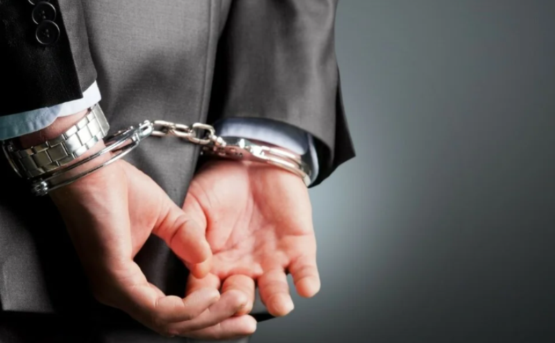 I vodhën një personi 20 mijë euro, arrestohen tre gjilanas