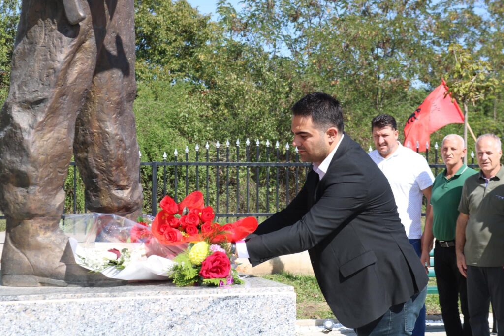 Nderohet dëshmori i kombit Arsim Zeqiri