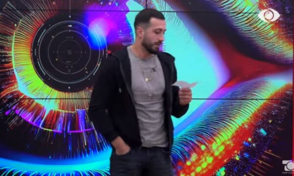 Jozi dhe Loredana shumë të afërt: Puthen në dhomën e gjumit