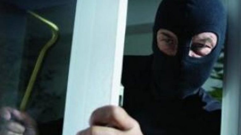 Ia grabisin kasafortën në vendin e punës, Policia heton rastin në Prishtinë