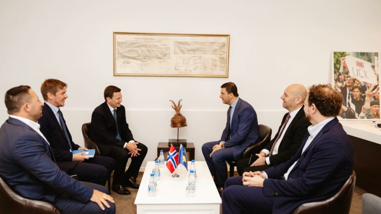 Krasniqi në takim me Mathisen flet për ngërçin politik e zhvillimet në rajon