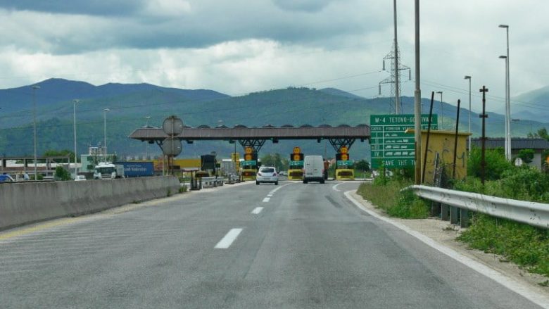 Voziti me 157 km/h në autostradën Tetovë – Gostivar, ndalohet shoferi nga Toplica e Gostivarit