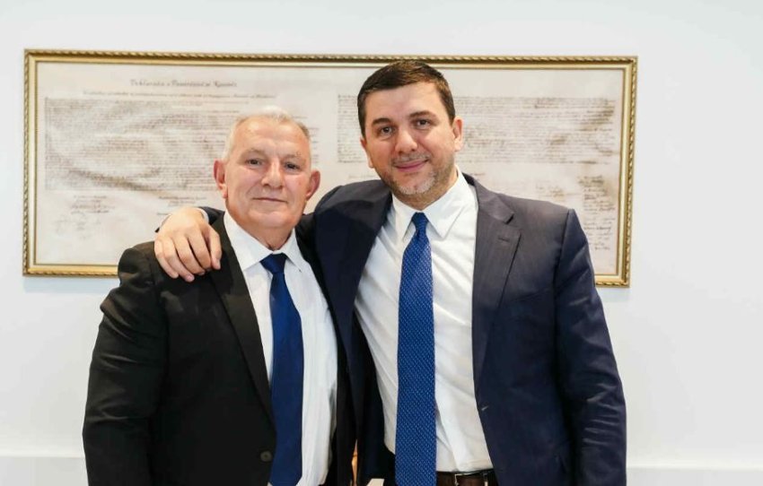 Memli Krasniqi i bindur se Shukri Buja do të jetë kryetari i ardhshëm i Lipjanit