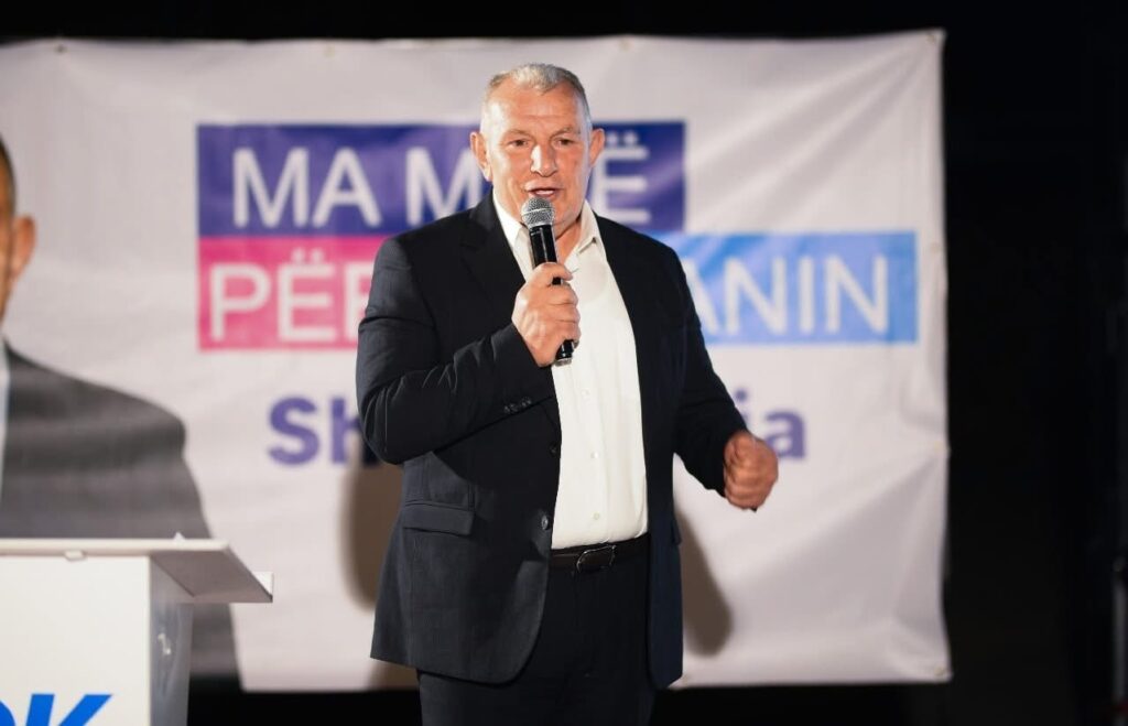 Shukri Buja me përkrahje apsolute nga Topliqani