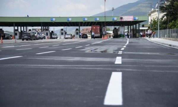 Pritjet për dalje nga Kosova deri në 10 minuta