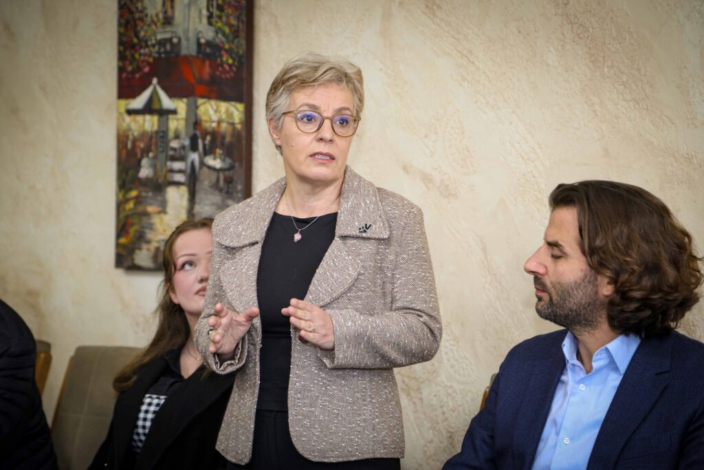 Donika Gërvalla bëhet hor në Deçan, kandidati i saj merr vetëm 36 vota