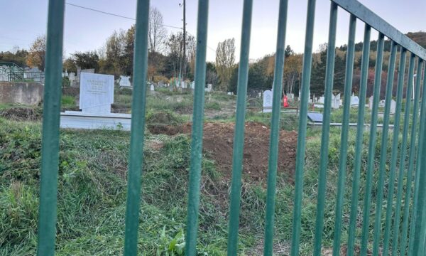 Mbetjet mortore në Veri u gjetën në një batanije nga një familje që po gërmonte varrin e një familjari