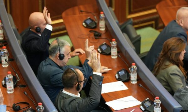 Dështojnë të gjitha kandidaturat e Listës Serbe, Basha i fton ata të propozojnë Nenad Rashiqin