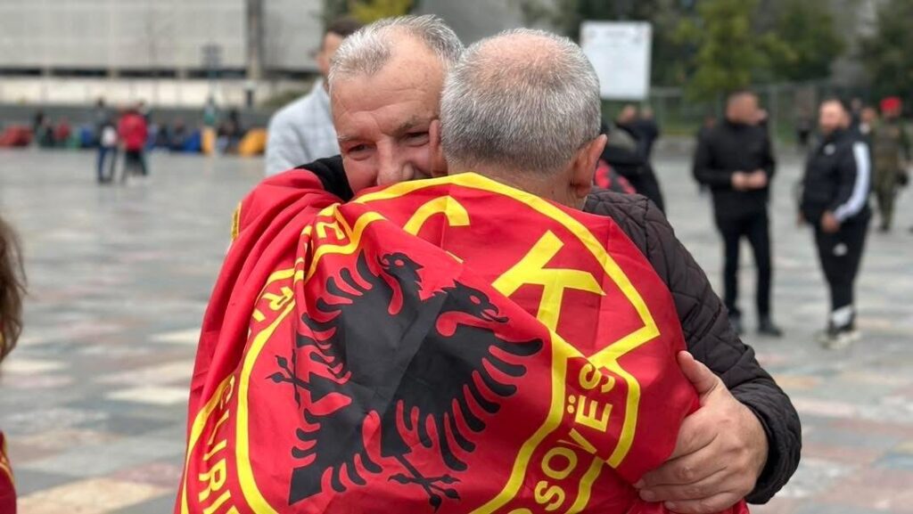Shukri Buja nga Tirana: Ishim shumë, ishim të bashkuar