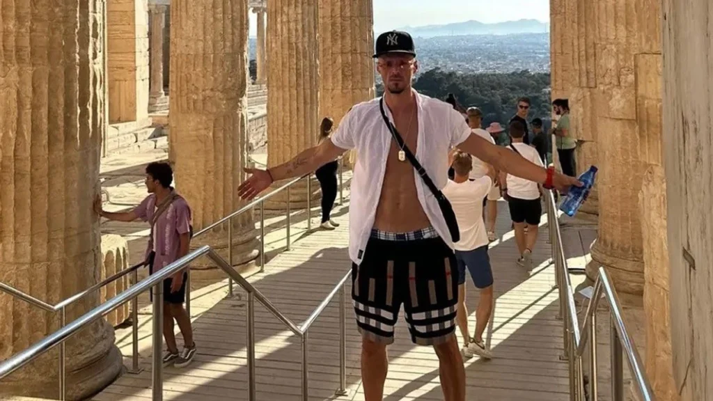 I arrestuar prej tre muajsh në Dubai, reperi Cllevio pritet të ekstradohet në Shqipëri