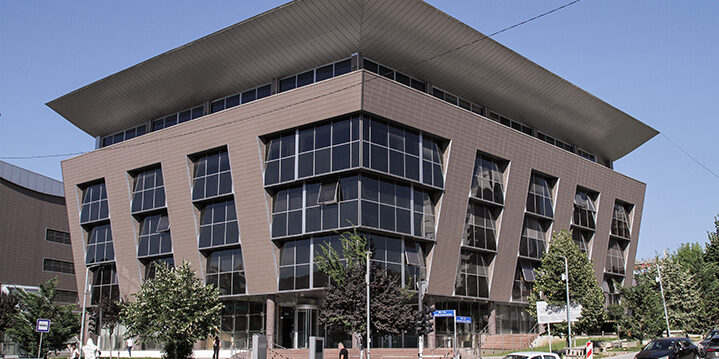 Ministria e Arsimit ua tërheq licencat 16 mësimdhënësve në Rahovec