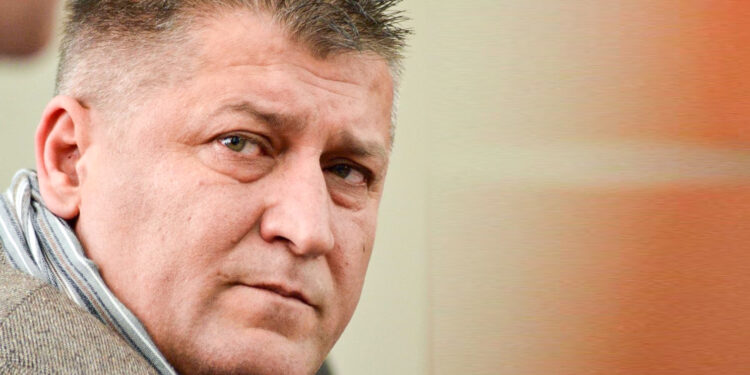 Zafa me Zemajn: Grushti është pak!