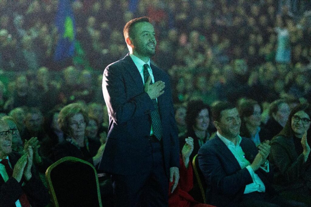 Arian Tahiri me mesazh falënderues: Urime Faton Pecit, respektoj vullnetin e popullit