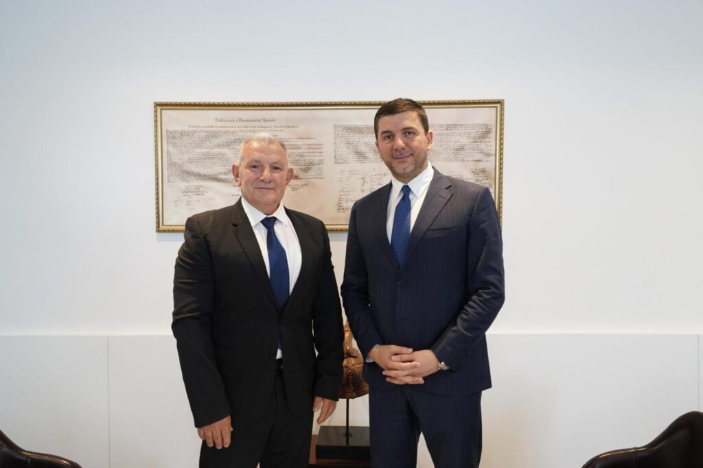 Shukri Buja për Memli Krasniqin “U tregove udhëheqës i vërtetë në kohë të vështira”