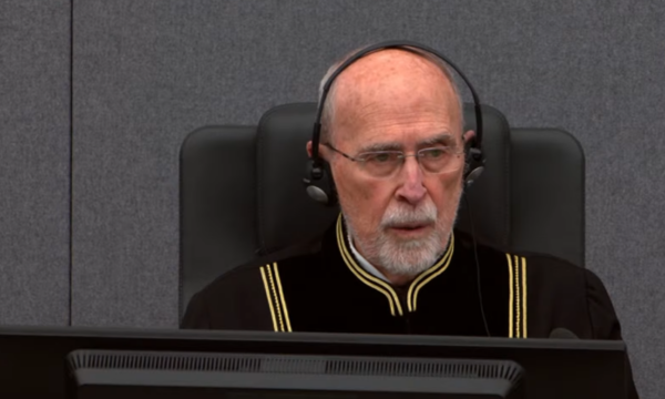 Dita e fundit e gjykimit në Hagë, gjykatësi: Të akuzuarit i japin deklaratat e tyre pas drekës