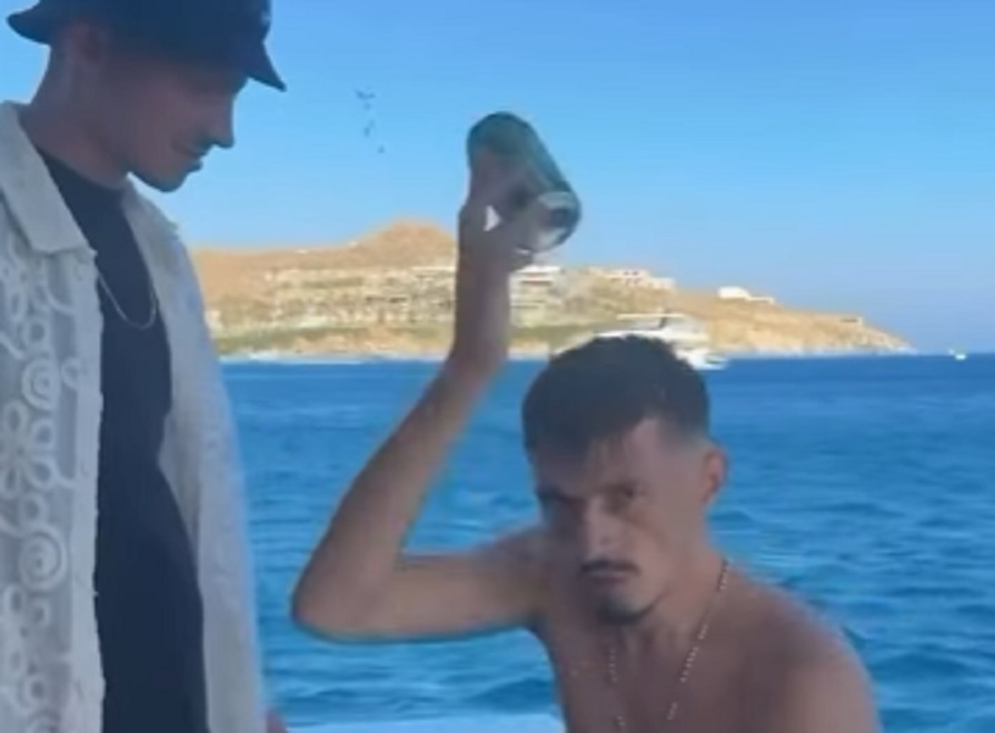 Balla njofton dënimin për Kozakun në Facebook, e hodhi kanaqen në deti