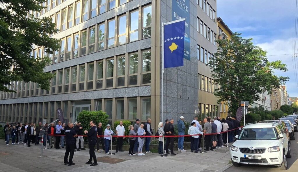 KQZ: Deri në orën 9:00 votuan 11.24% e votuesve në diasporë