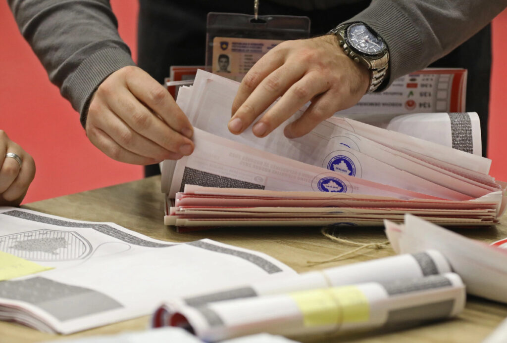 Numërohen rreth 64% e votave, ja kandidatët më të votuar në LVV, PDK, LDK dhe AAK