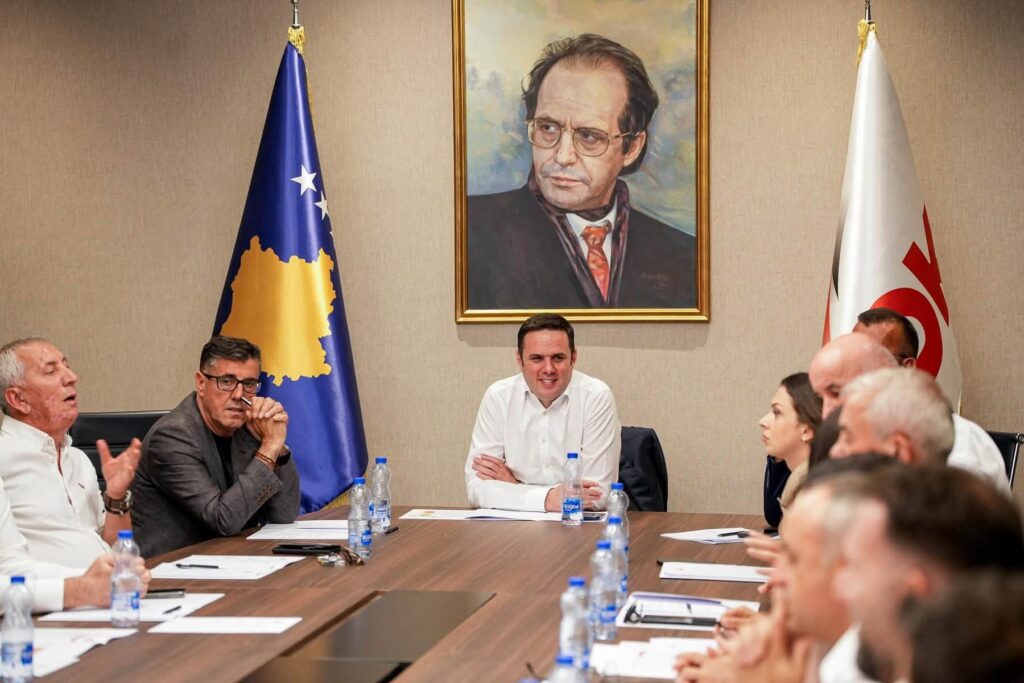 Kryesia Qendrore e LDK-së rreshtohet pas Abdixhikut, i jep mbështetje të plotë