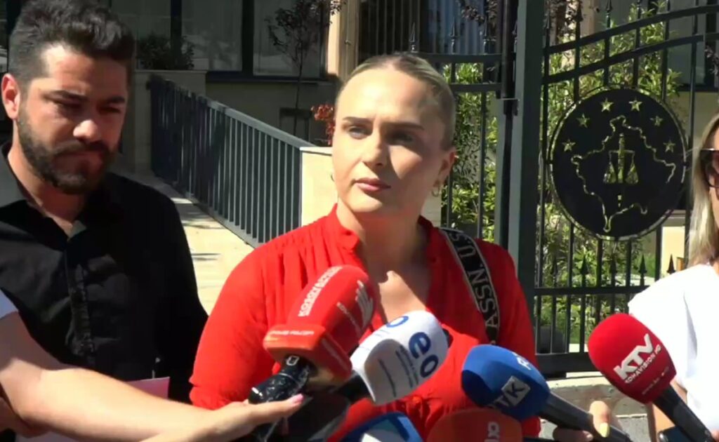 LVV-ja dorëzon kallëzim penal ndaj Përparim Ramës dhe zyrtarëve të kabinetit të tij