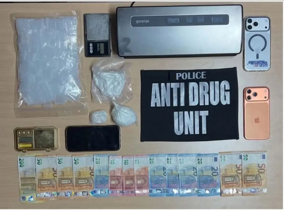 Operacion antidrogë në Prishtinë dhe Lipjan, sekuestrohen mbi 160 gramë kokainë
